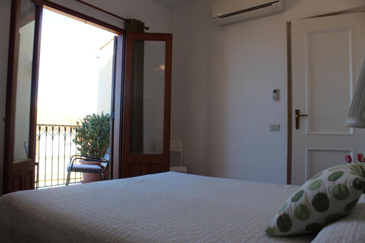Casa Di Anna Apartment Чефалу Екстериор снимка